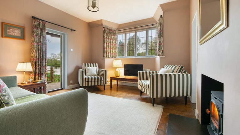 The sitting room at Cliveden Ferry Cottage, Berkshire